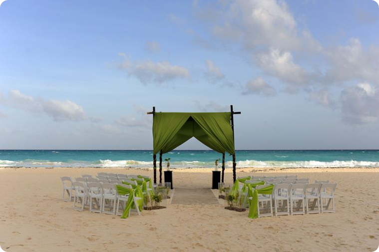 Destination Wedding on the Beach in Mexico 